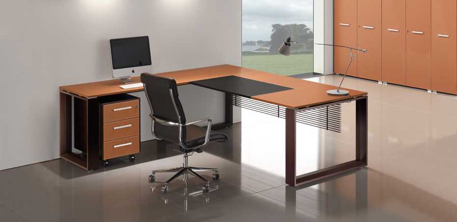 Executive wooden office desk Arche by Bralco Italy