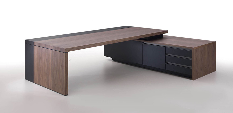 Executive office desk Kefa by i4Mariani, design Matteo Nunziati