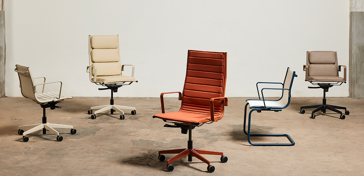 Light office chair Luxy