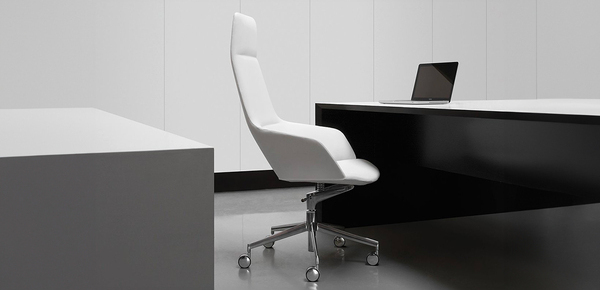 Aston executive armchair Arper