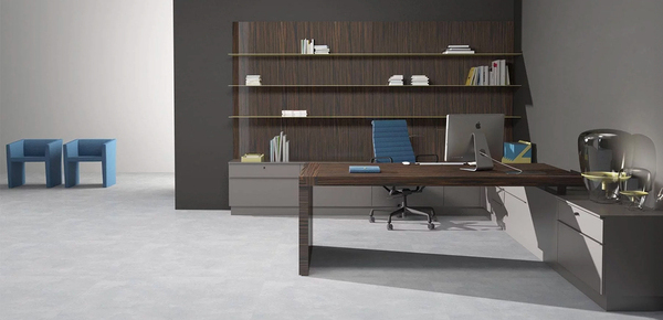 Kyo executive desk